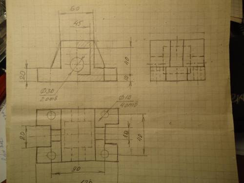 с черчением Достроить третий вид детали (правая часть должна быть в разрезе)
