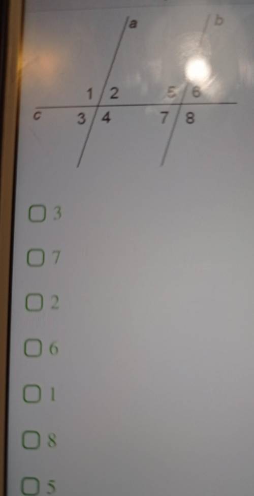 Прямая C пересекает две параллельные прямые A и B Отметь которые из углов равны углу 4​